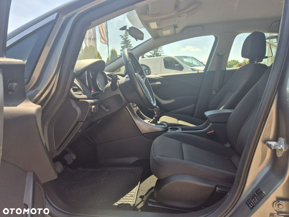 Opel Astra 1.4 T Business - 15