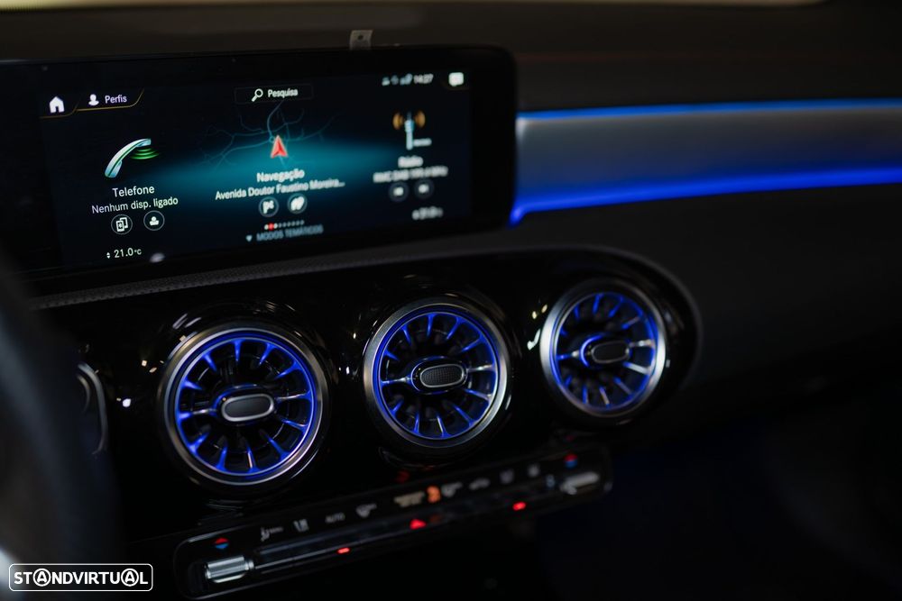 Mercedes-Benz CLA 250 e Shooting Brake AMG Line - 34