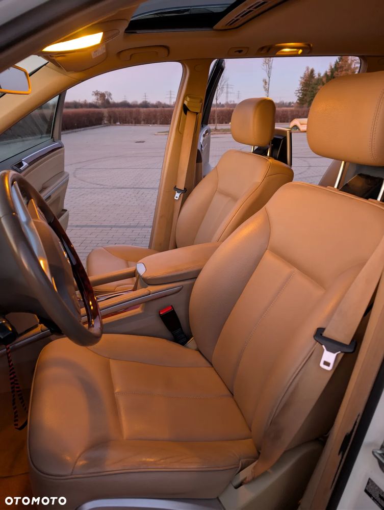 Mercedes-Benz GL 350 BlueTEC 4Matic 7G-TRONIC - 11