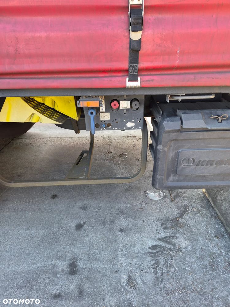 Krone Dwie Osie Podnoszone - 10