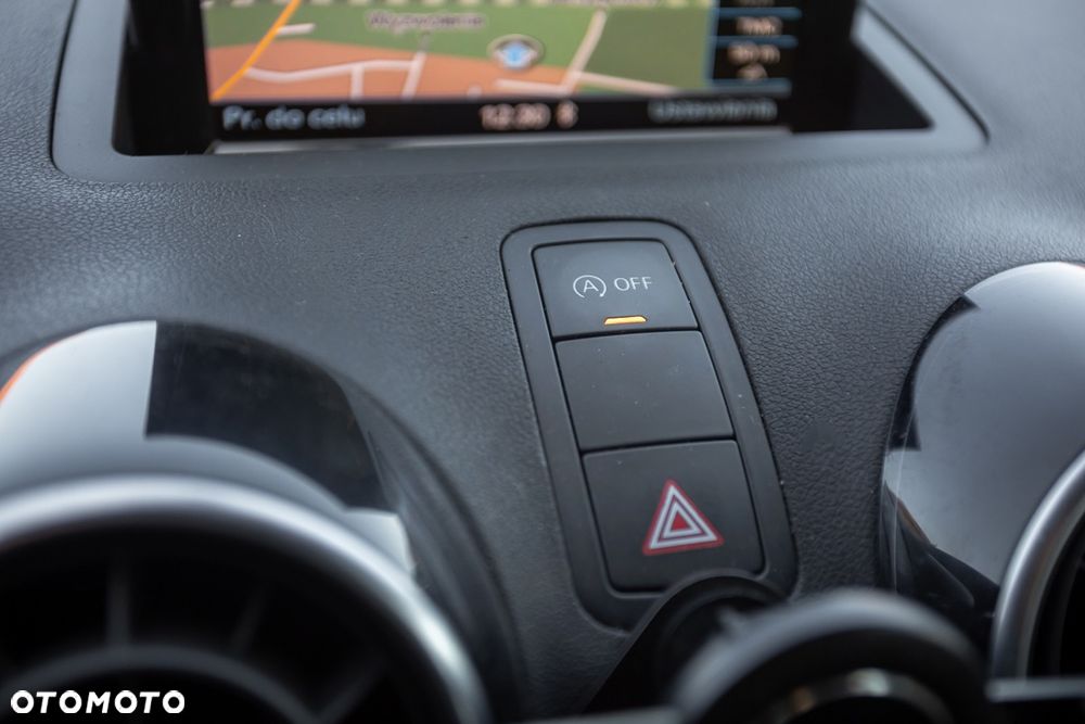 Audi A1 Sportback 1.6 TDI Sport S tronic - 32