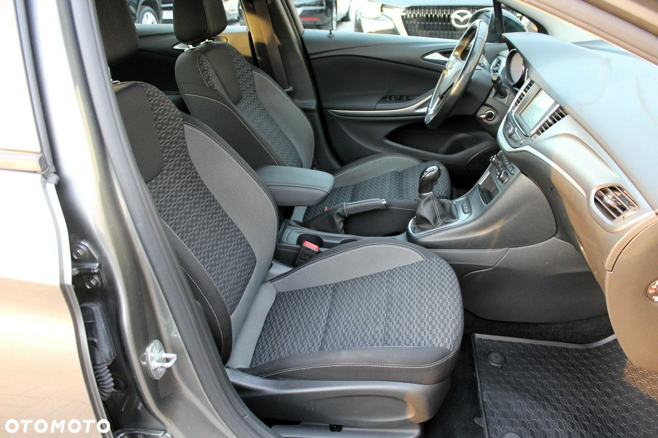 Opel Astra - 8