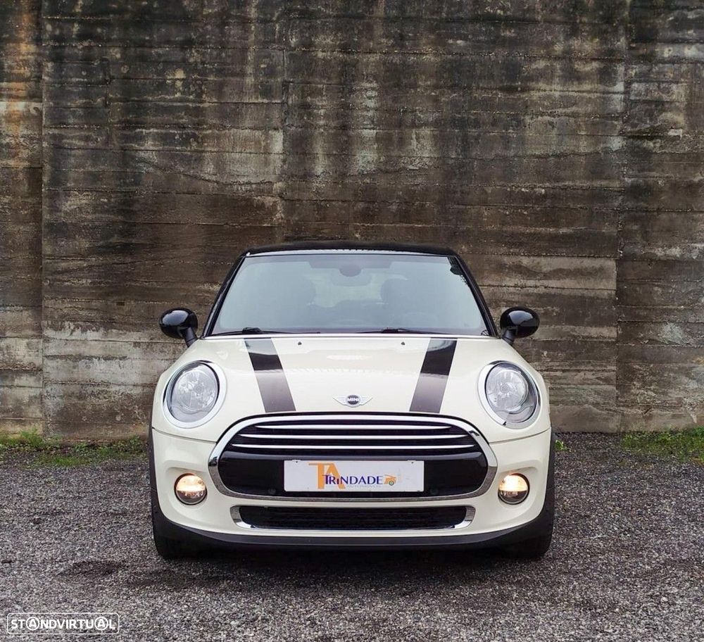 MINI 5 Portas Cooper D Auto - 10