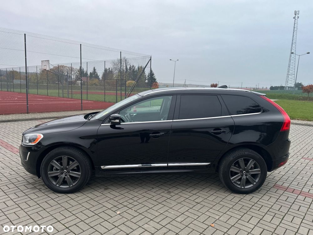 Volvo XC 60 - 4