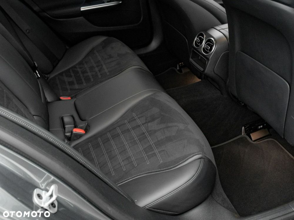 Mercedes-Benz Klasa C 220 d 4Matic 9G-TRONIC AMG Line - 30