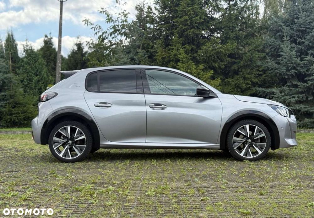 Peugeot 208 PureTech 130 EAT8 GT - 3
