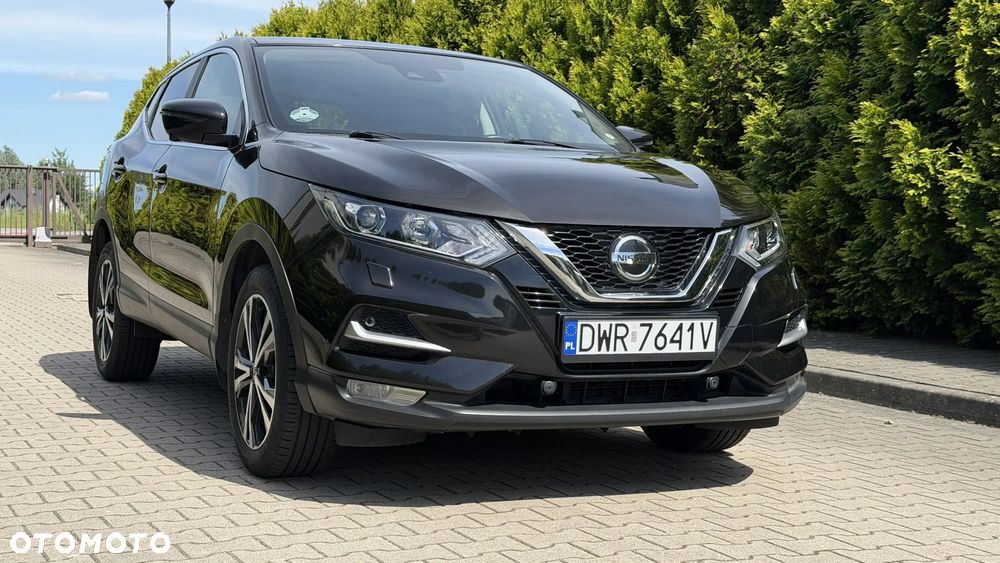Nissan Qashqai 1.3 DIG-T N-Connecta DCT - 2