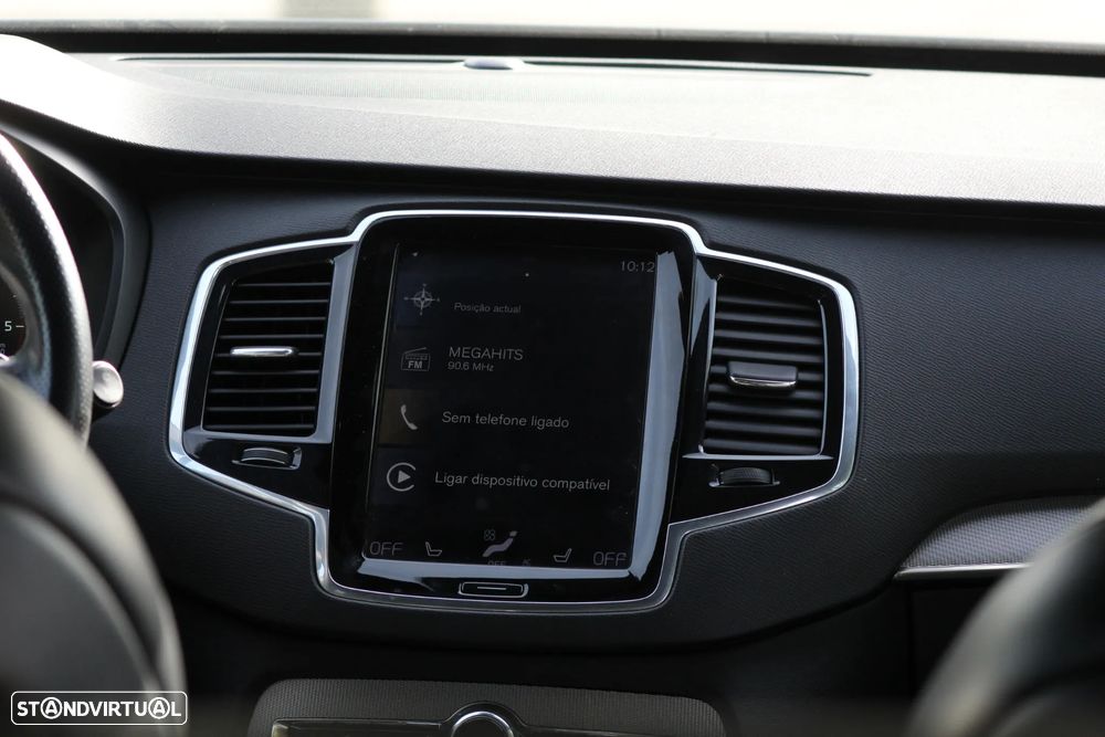 Volvo XC 90 2.0 D4 R-Design - 28