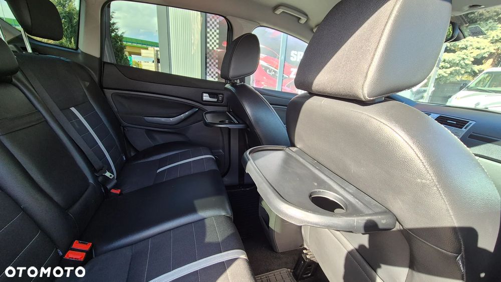 Ford Kuga 2.0 TDCi Titanium - 38