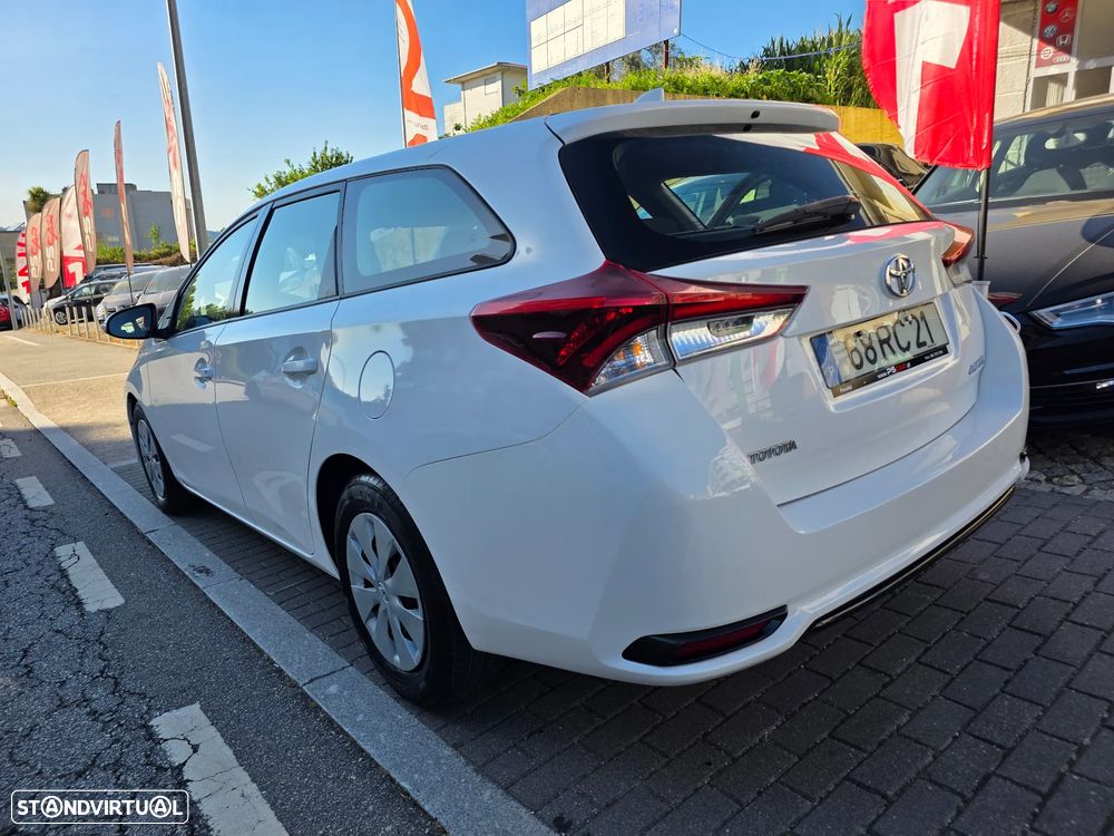 Toyota Auris Touring Sports 1.4 D-4D Comfort+Pack Techno - 16
