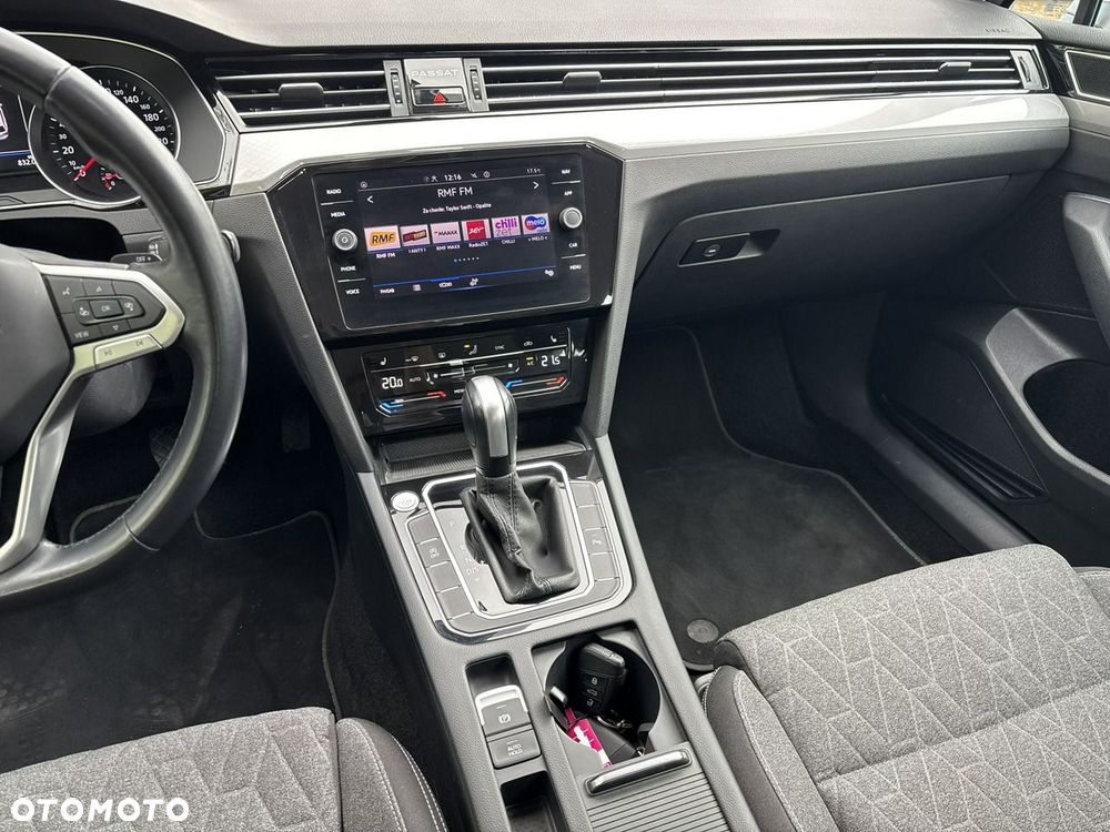 Volkswagen Passat 1.5 TSI EVO Business DSG - 14