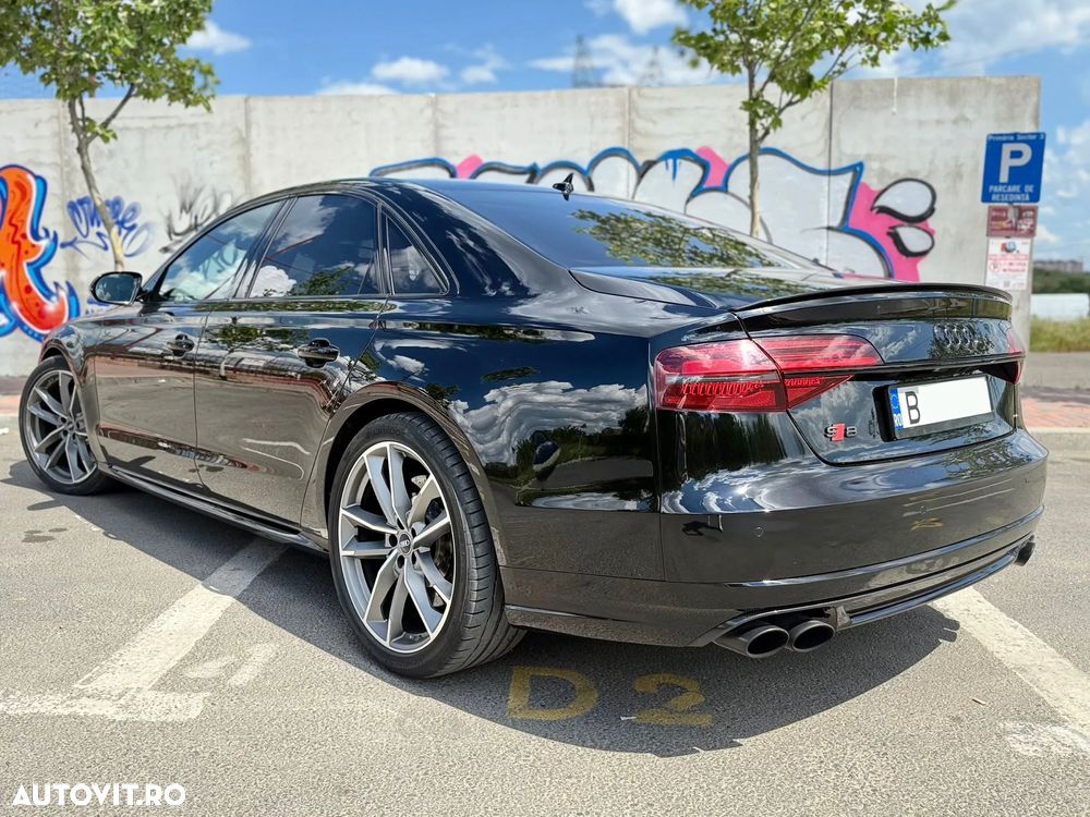 Audi S8 Plus 4.0 TFSI quattro Tiptronic - 5