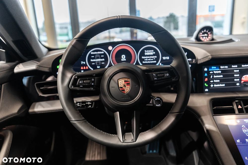 Porsche Taycan 105kWh 4 Black Edition - 17