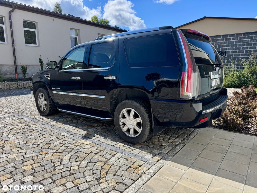 Cadillac Escalade 6.2 V8 Sport Luxury - 3