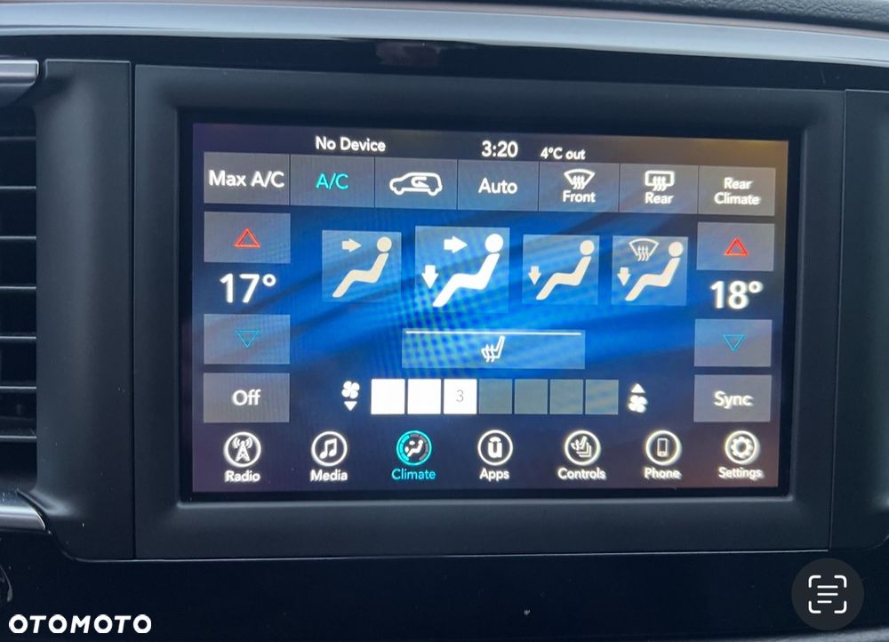 Chrysler Pacifica - 14