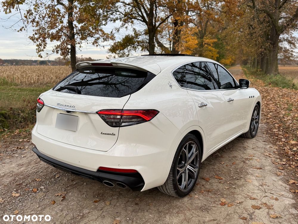 Maserati Levante - 6