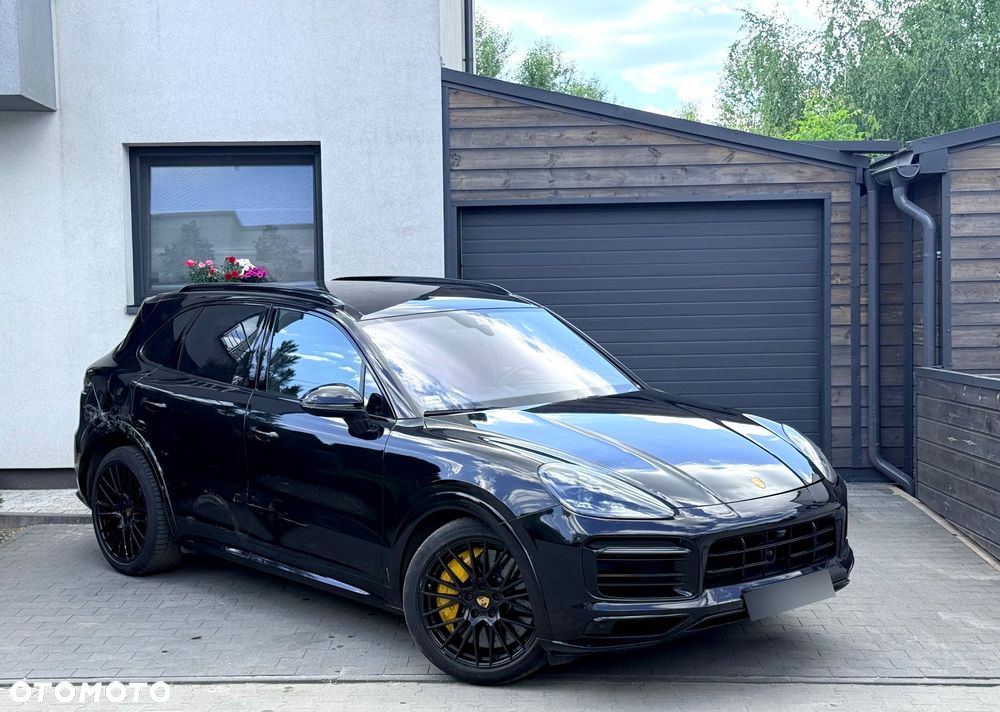 Porsche Cayenne GTS - 3