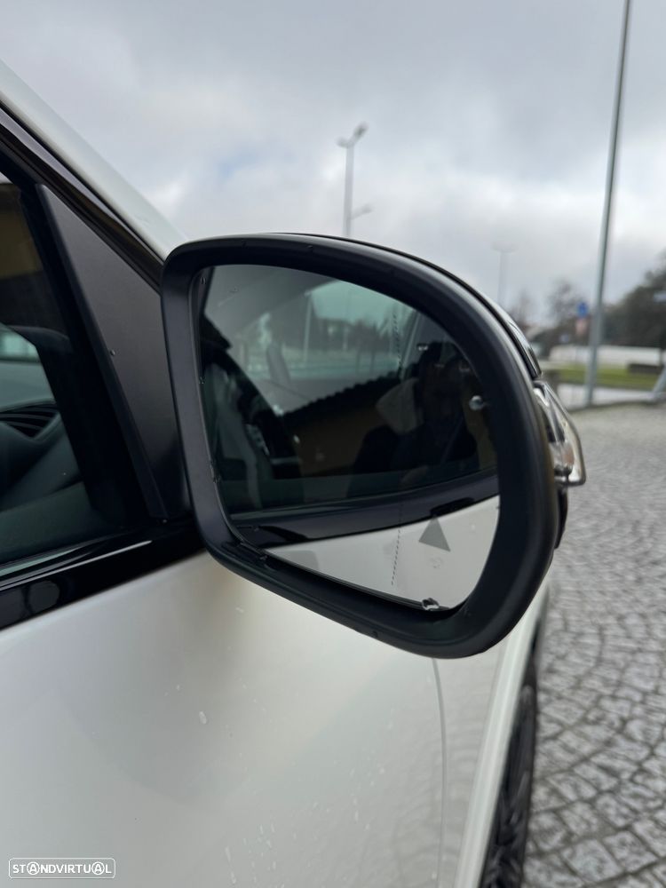 Mercedes-Benz GLA 250 e 8G-DCT AMG Line Advanced Plus - 25