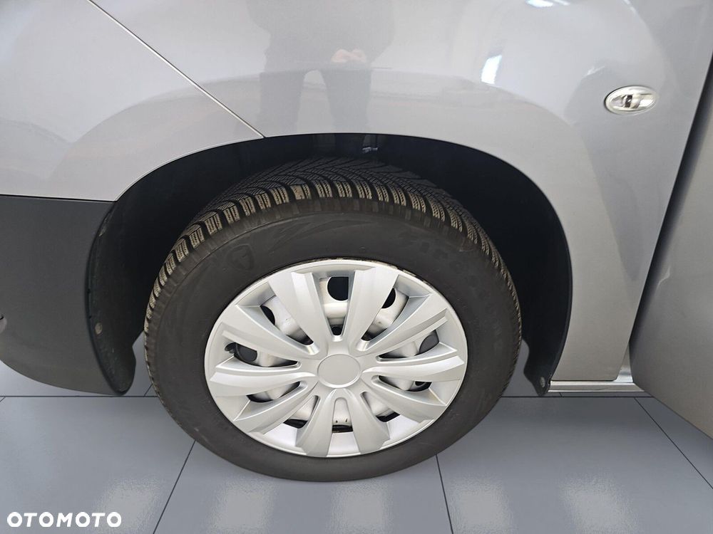 Toyota ProAce CITY 2.3T 1.5D-4D 100KM long Furgon Active M6 75kW I2 (samochód van 4dv.) - Samochód dostawczy - 29