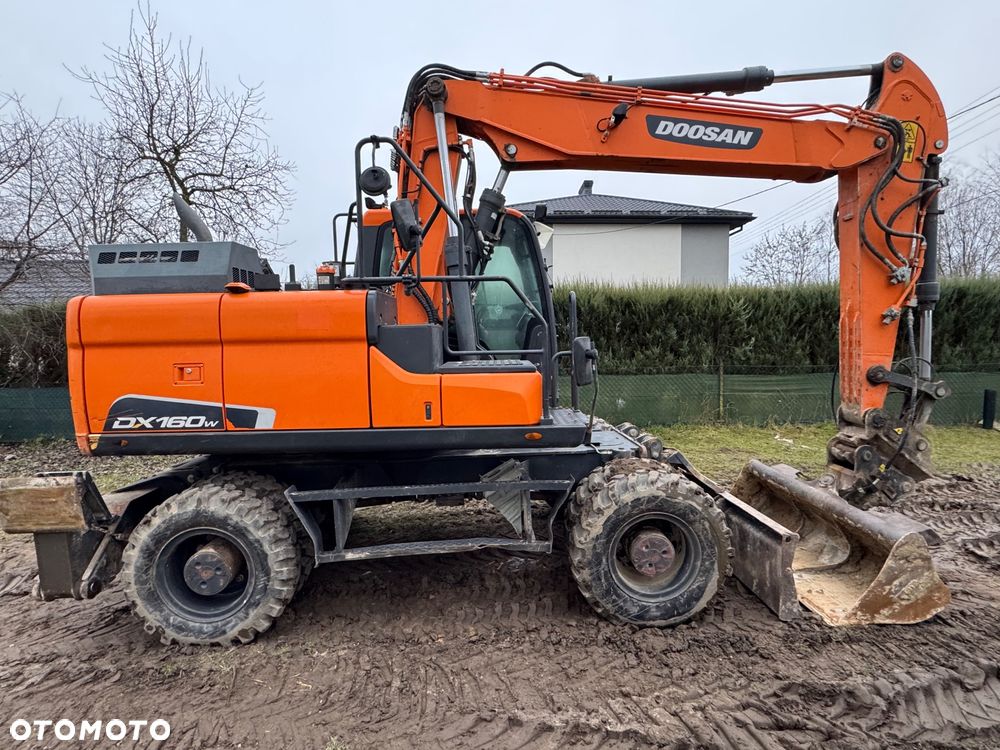 Doosan DX 160 Super Stan Koparka Kołowa - 2