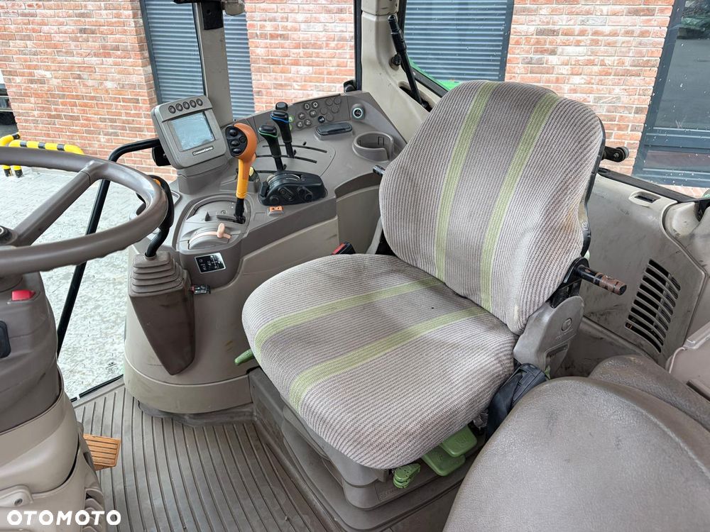 John Deere John Deere - 12