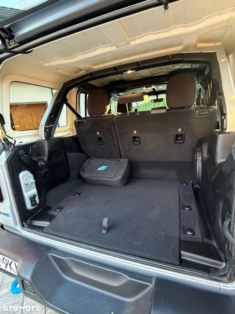 Jeep Wrangler 2.0 4xe Plug-In Hybrid Hardtop Rubicon - 8