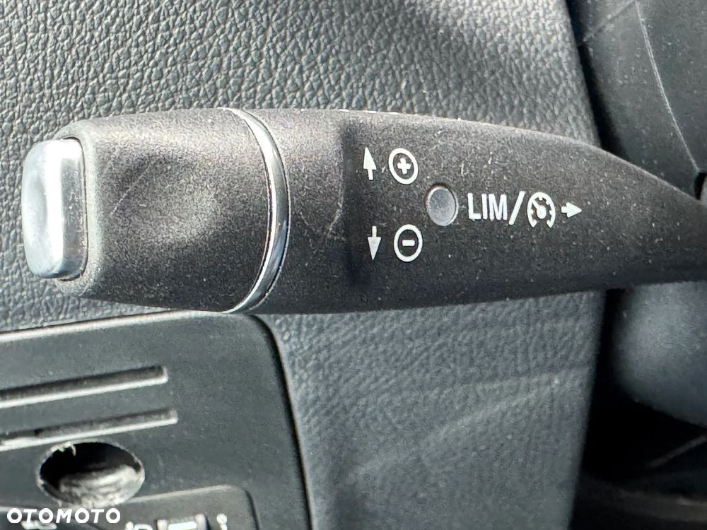 Mercedes-Benz VITO EXTRA LONG XXL E-VITO - 17