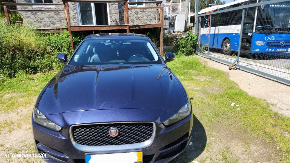 Jaguar XE 2.0 D Portfolio Aut. - 4