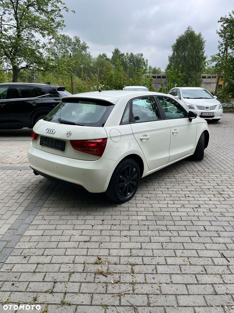 Audi A1 Sportback 1.6 TDI Ambition - 2