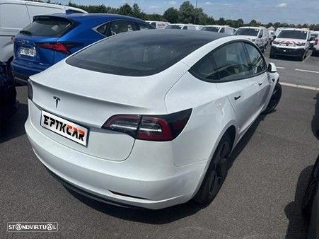 Tesla Model 3 Standard Range Plus RWD - 3