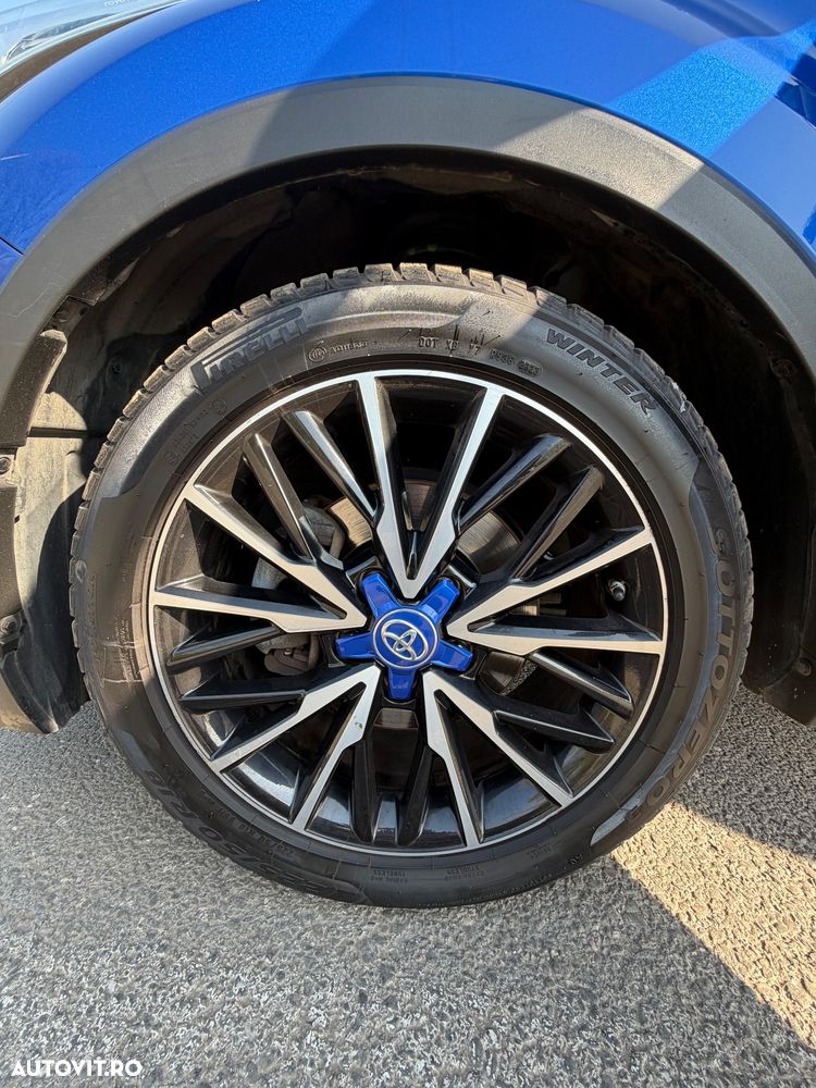 Toyota C-HR 1.8 HSD 4x2 CVT C-ult LED - 25