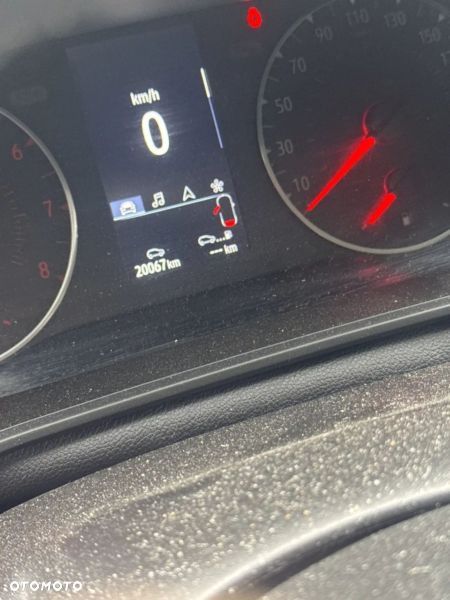 Renault Megane ENERGY TCe 140 EDC LIMITED - 19