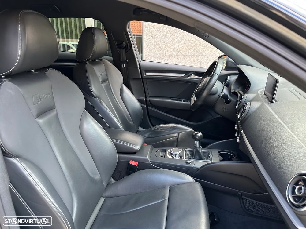Audi A3 Sportback 2.0 TDI S-line - 22
