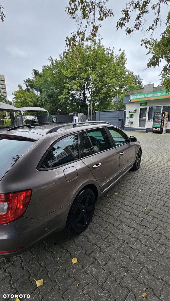 Skoda Superb 2.0 TDI Ambition DSG - 3
