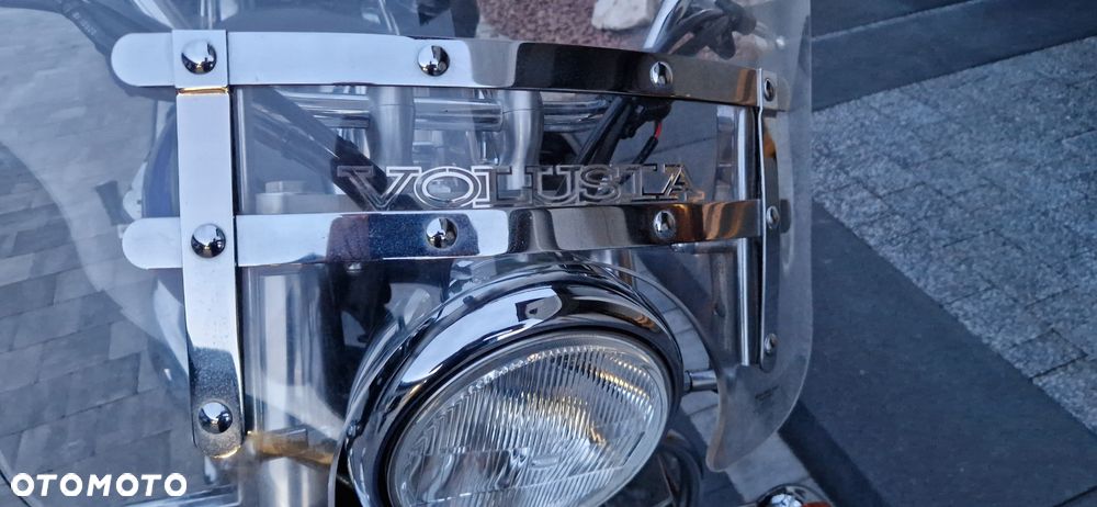 Suzuki VL 800 Volusia - 11