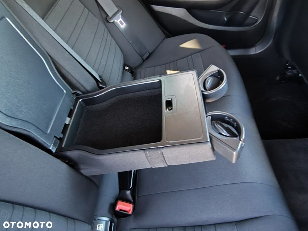 Mercedes-Benz Klasa C 200 d 9G-TRONIC - 31
