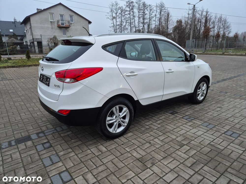 Hyundai ix35 1.6 2WD UEFA EURO 2012 Edition - 5