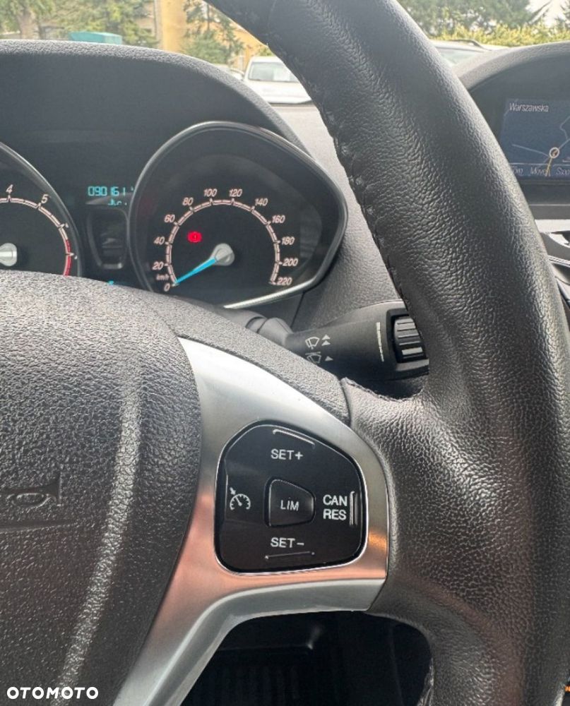 Ford Tourneo Courier - 19