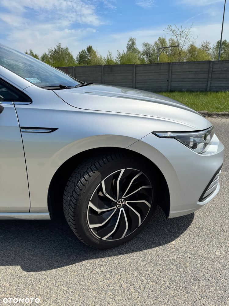 Volkswagen Golf 1.5 eTSI EVO Style DSG - 5