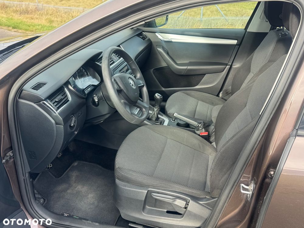 Skoda Octavia Combi 1.2 TSI Elegance - 19