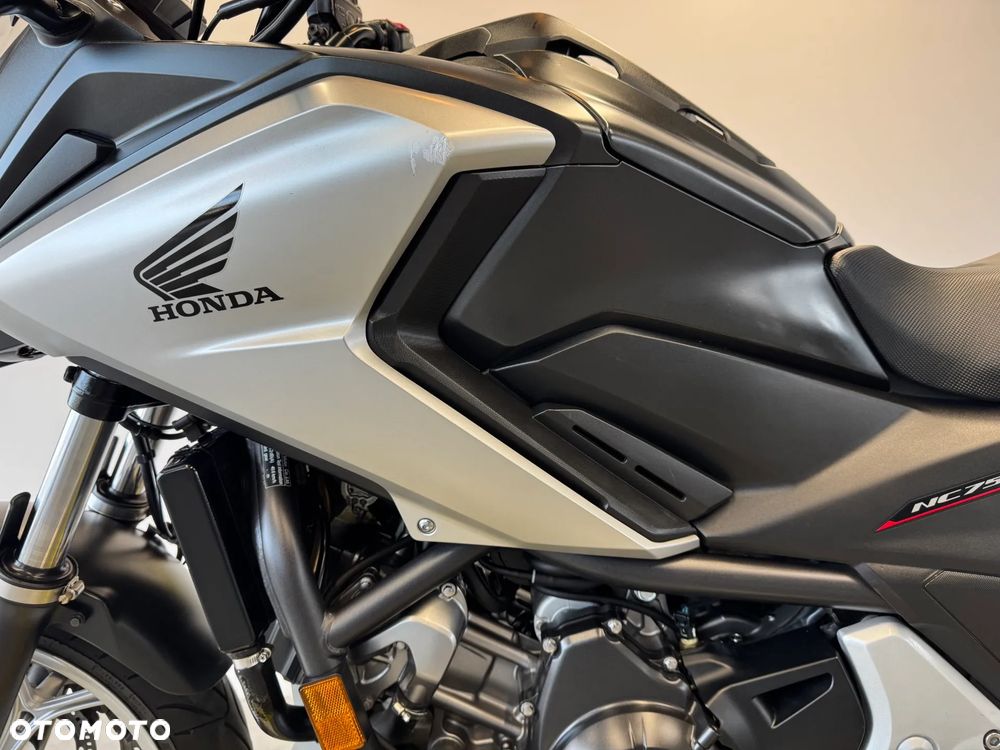 Honda NC - 21