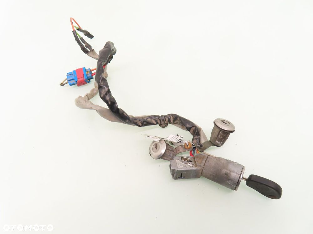 STACYJKA WKŁADKI PEUGEOT PARTNER I - 7