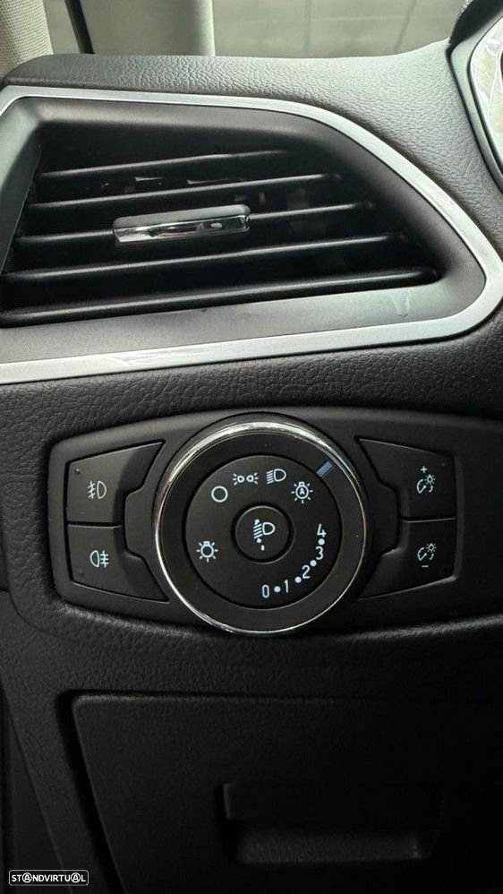 Ford S-Max 2.0 TDCi Titanium - 22
