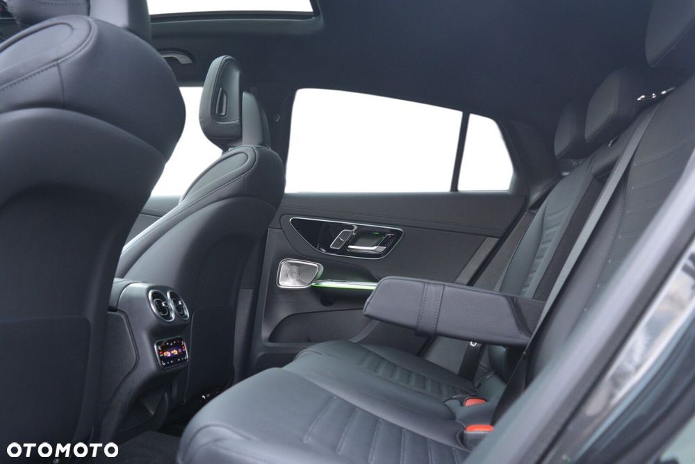 Mercedes-Benz GLC - 9