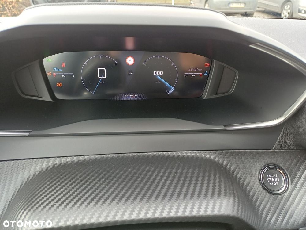 Peugeot 2008 1.2 PureTech Allure S&S EAT8 - 30