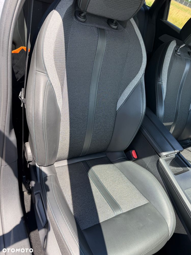 Peugeot 308 1.5 BlueHDi Allure Pack S&S EAT8 - 37