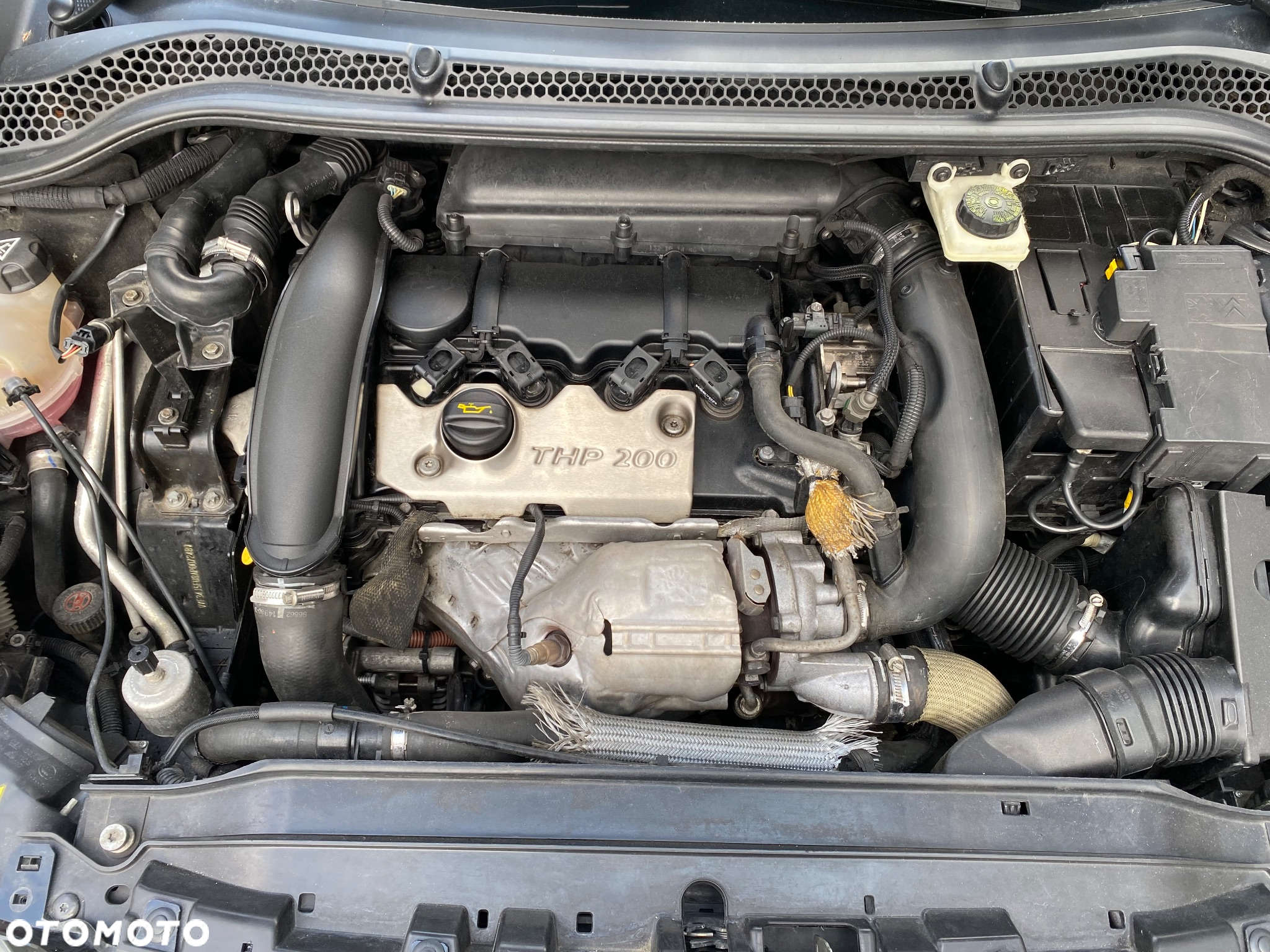 Peugeot RCZ 1.6 200 THP - 27