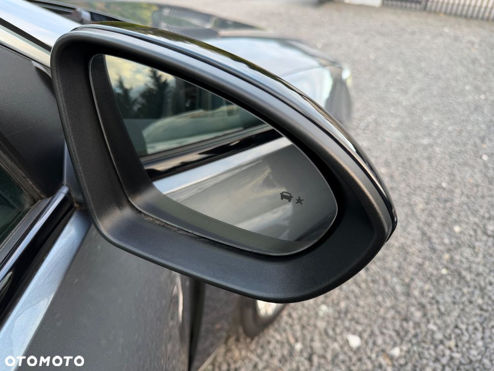 Opel Insignia 2.0 CDTI Ultimate S&S - 28