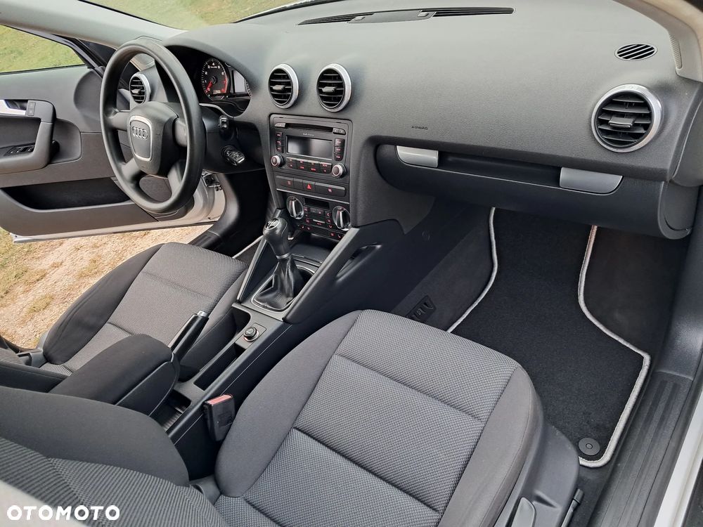 Audi A3 Sportback 1.6 Attraction - 7