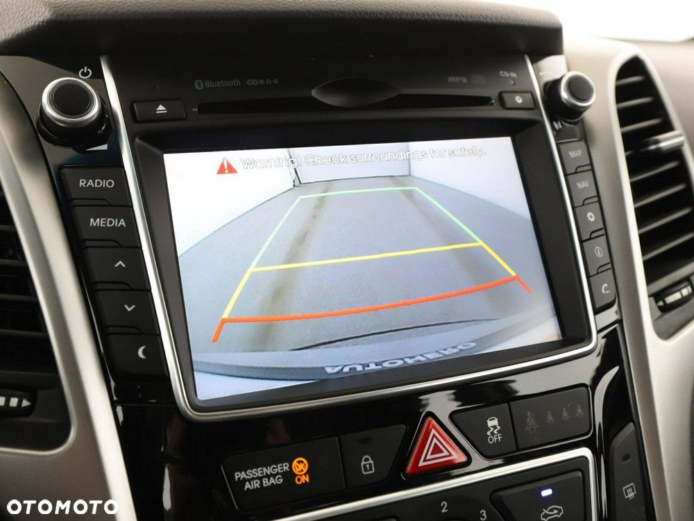 Hyundai i30 blue 1.6 CRDi Trend - 25